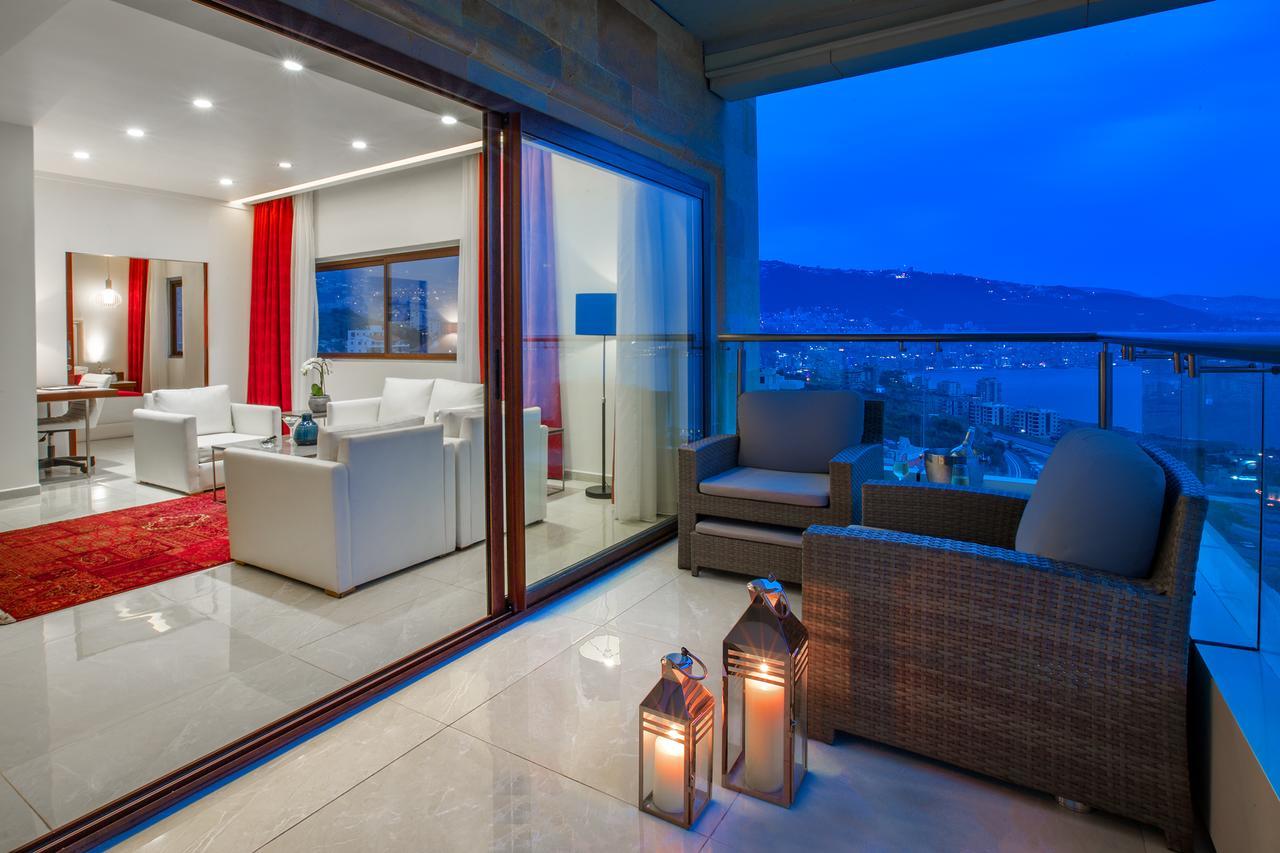 Burj On Bay Hotel Джуния Экстерьер фото
